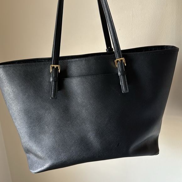 MICHAEL KORS XL Jetset Saffiano Leather Tote in Black - Picture 4 of 10